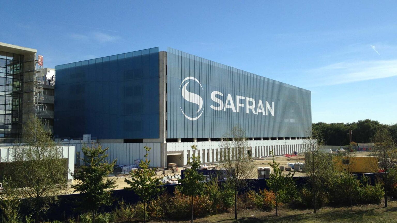SAFRAN Offices, France – Cidelsa. Pioneer in textile architecture in ...